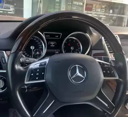 مستعملة Mercedes-Benz Unspecified للبيع في الدوحة #5780 - 1  صورة 